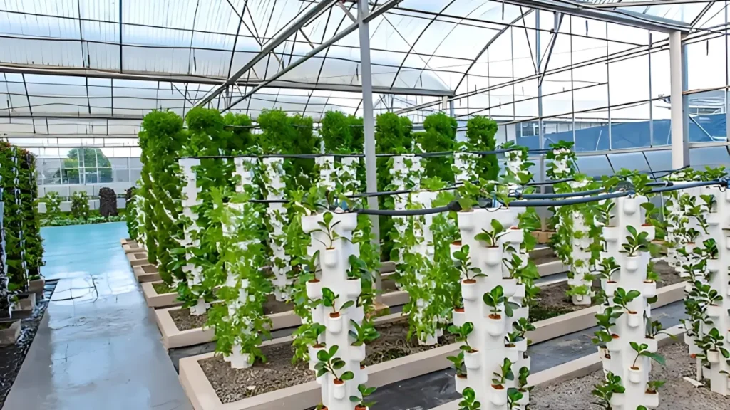 DIY Hydroponic Tower Garden: Grow Strawberries 3x Faster in 2025 (Big Ag Hates This!)”